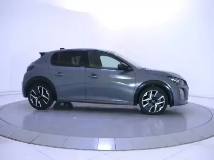 Photo 28 Peugeot 208  Hybrid 145 e-DCS6