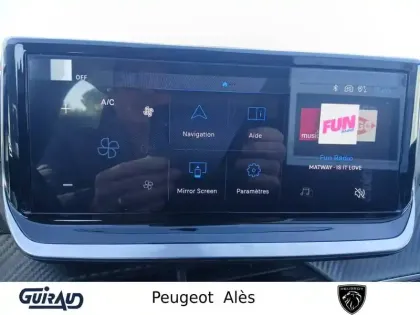 Photo 18 Peugeot 208  Hybrid 100 e-DCS6