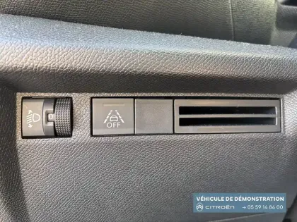 Photo 66 Citroën C4  Hybride 136 e-DCS6