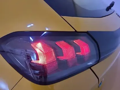 Photo 49 Peugeot 208  Electrique 50 kWh 136ch
