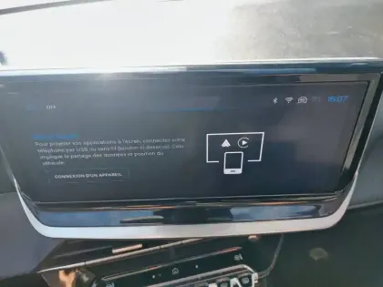 Photo 37 Peugeot 208  PureTech 75 S&S BVM5