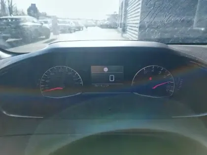 Photo 29 Peugeot 208  PureTech 75 S&S BVM5