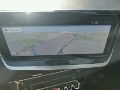 Photo 14 Peugeot 208  PureTech 75 S&S BVM5