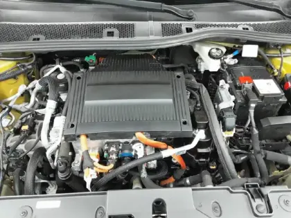 Photo 37 Peugeot 208  Electrique 50 kWh 136ch