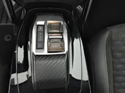 Photo 36 Peugeot 208  Electrique 50 kWh 136ch