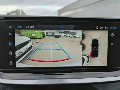 Photo 58 Peugeot 2008  Hybrid 145 e-DCS6