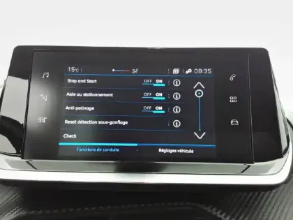 Photo 45 Peugeot 208  PureTech 75 S&S BVM5