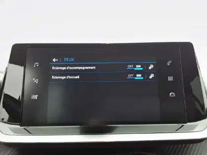 Photo 48 Peugeot 208  PureTech 75 S&S BVM5