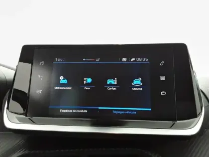 Photo 46 Peugeot 208  PureTech 75 S&S BVM5