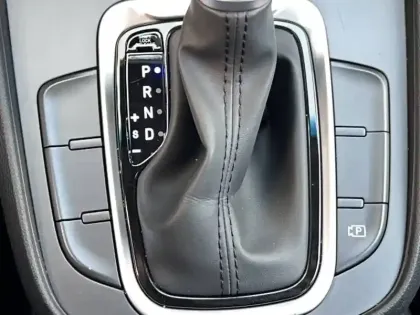 Photo 23 Hyundai Kona  Hybrid 141