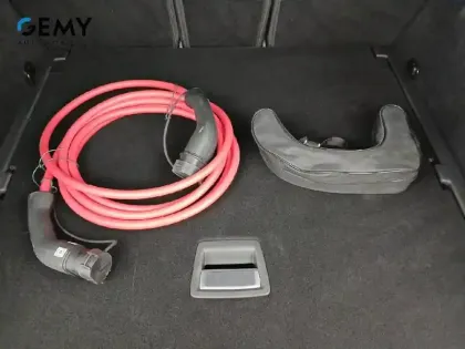 Photo 42 Peugeot 3008  Electrique 73 kWh 210 ch