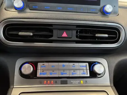 Photo 67 Hyundai Kona  Electrique 39 kWh - 136 ch