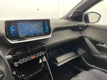 Photo 25 Peugeot 208  Electrique 50 kWh 136ch