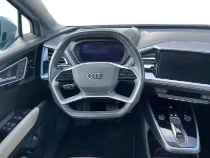 Photo 11 Audi Q4  e-tron 50 299 ch 82 kWh quattro