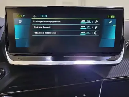 Photo 22 Peugeot 2008  Electrique 136 ch