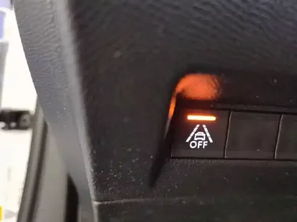 Photo 29 Peugeot 2008  Electrique 136 ch