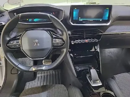 Photo 7 Peugeot 2008  Electrique 136 ch