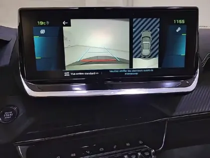 Photo 19 Peugeot 2008  Electrique 136 ch