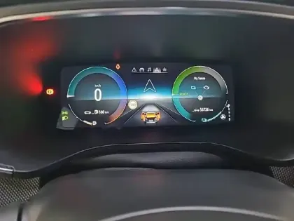 Photo 9 Renault Arkana  E-Tech hybride 145 - 22