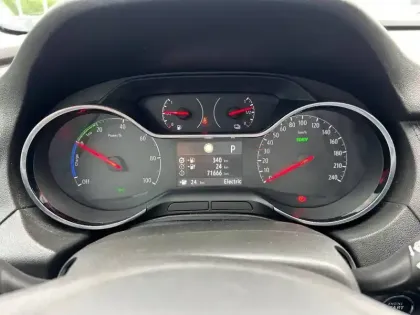 Photo 9 Opel Grandland X  Hybrid 225 ch BVA8