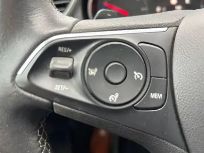 Photo 20 Opel Grandland X  Hybrid 225 ch BVA8