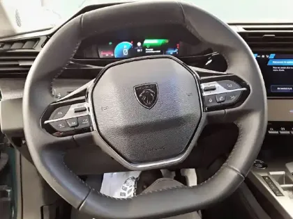 Photo 28 Peugeot 308  SW BlueHDi 130ch S&S EAT8