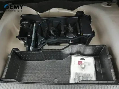 Photo 66 Peugeot 2008  PureTech 130 S&S EAT8