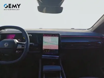 Photo 7 Renault Rafale  E-Tech full hybrid 200