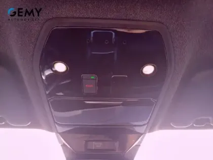 Photo 18 Renault Rafale  E-Tech full hybrid 200