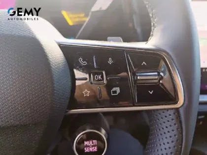 Photo 14 Renault Rafale  E-Tech full hybrid 200