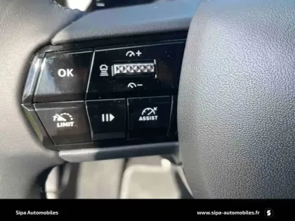 Photo 18 Alfa Romeo Junior  1.2 Ibrida 145 ch eDCT6