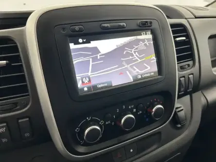 Photo 91 Renault Trafic  FGN L2H2 1200 KG DCI 145 ENERGY