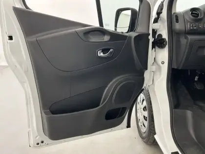 Photo 65 Renault Trafic  FGN L2H2 1200 KG DCI 145 ENERGY