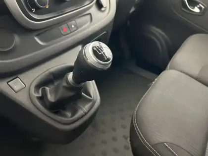 Photo 38 Renault Trafic  FGN L2H2 1200 KG DCI 145 ENERGY