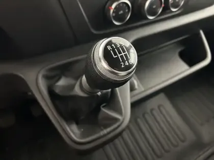 Photo 108 Renault Master  FGN TRAC F3500 L3H2 DCI 135