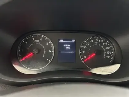 Photo 96 Renault Master  FGN TRAC F3500 L3H2 DCI 135