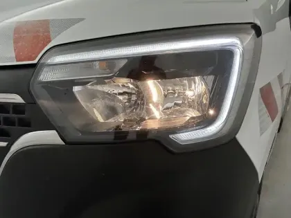 Photo 118 Renault Master  FGN TRAC F3500 L3H2 DCI 135