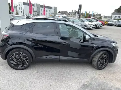 Photo 25 Renault Captur  E-Tech full hybrid 145 ch