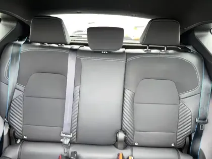 Photo 36 Renault Captur  E-Tech full hybrid 145 ch