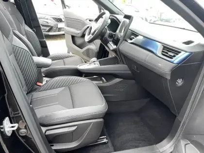 Photo 30 Renault Captur  E-Tech full hybrid 145 ch