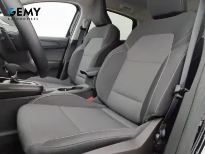 Photo 28 Renault Arkana  TCe 140 EDC - 23