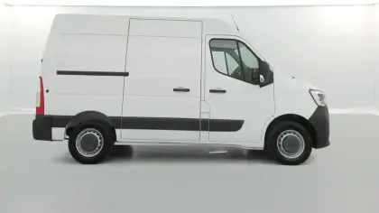 Photo 38 Renault Master  FGN TRAC F3300 L1H2 BLUE DCI 135