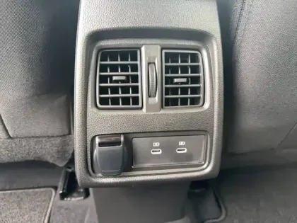 Photo 59 Renault Symbioz  E-Tech full hybrid 145