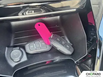 Photo 11 Peugeot 208  PureTech 100 S&S EAT8