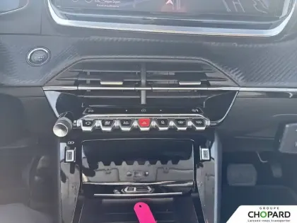 Photo 19 Peugeot 208  PureTech 100 S&S EAT8