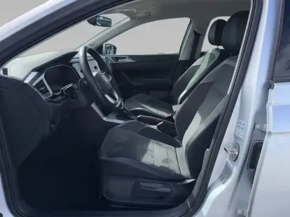 Photo 37 Volkswagen Polo  1.0 TSI 95 S&S DSG7