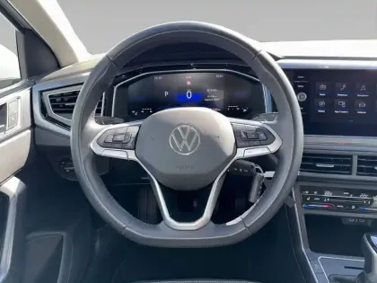 Photo 40 Volkswagen Polo  1.0 TSI 95 S&S DSG7