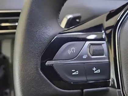 Photo 27 Peugeot 3008  BlueHDi 130ch S&S EAT8