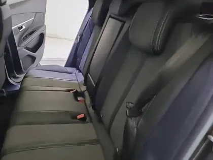 Photo 11 Peugeot 3008  BlueHDi 130ch S&S EAT8