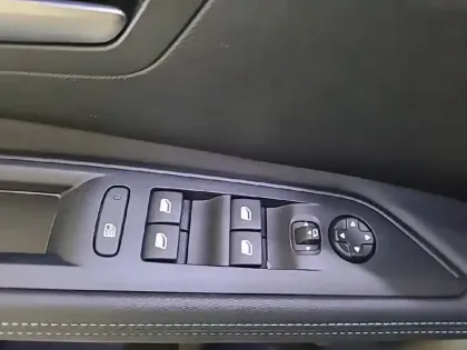 Photo 30 Peugeot 3008  BlueHDi 130ch S&S EAT8